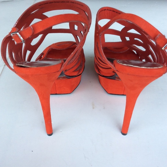 Bebe High Heel platform 5.5 in Suede Red Size 8M - Picture 3 of 5